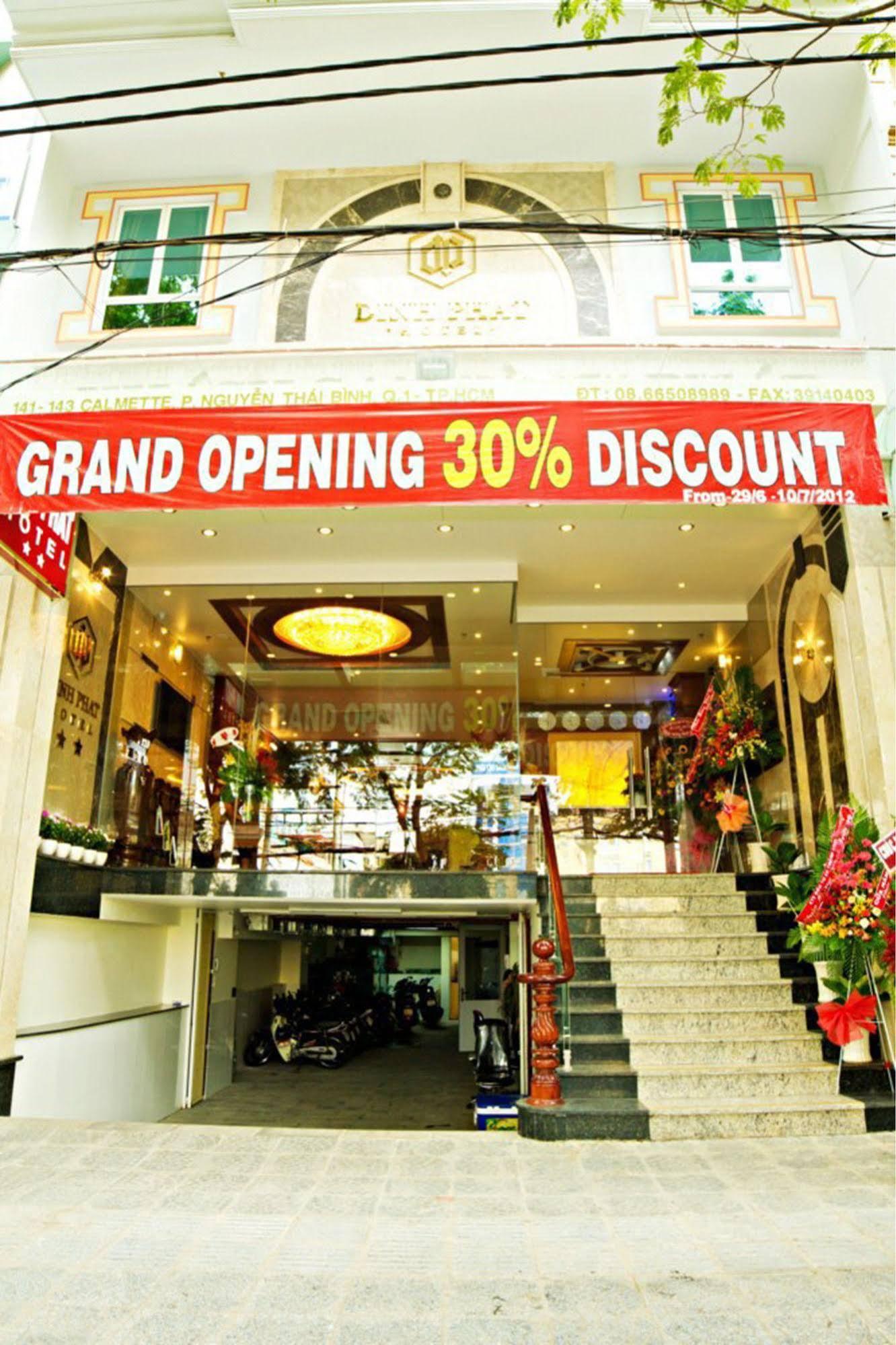 Khách sạn Dinh Phat 2*